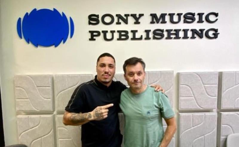 Djay W leva sua sonoridade para o cenário internacional em camping mundial no Chile com grandes nomes da música latina